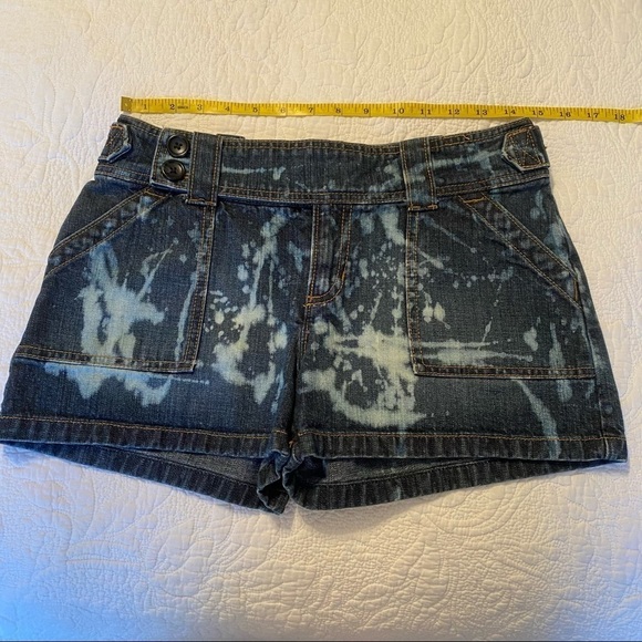 Banana Republic Factory Bleach Splatter Denim Shorts - 2 - Picture 7 of 11
